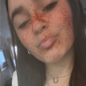 Meet your Posher, Isabelle